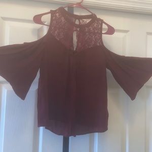 Shoulder-less maroon shirt